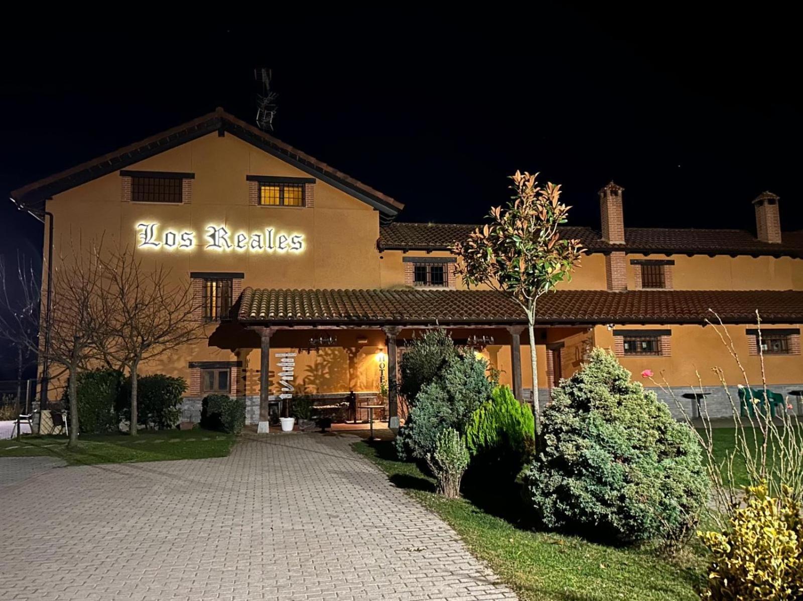 Los Reales Carrizo de la Ribera ภายนอก รูปภาพ